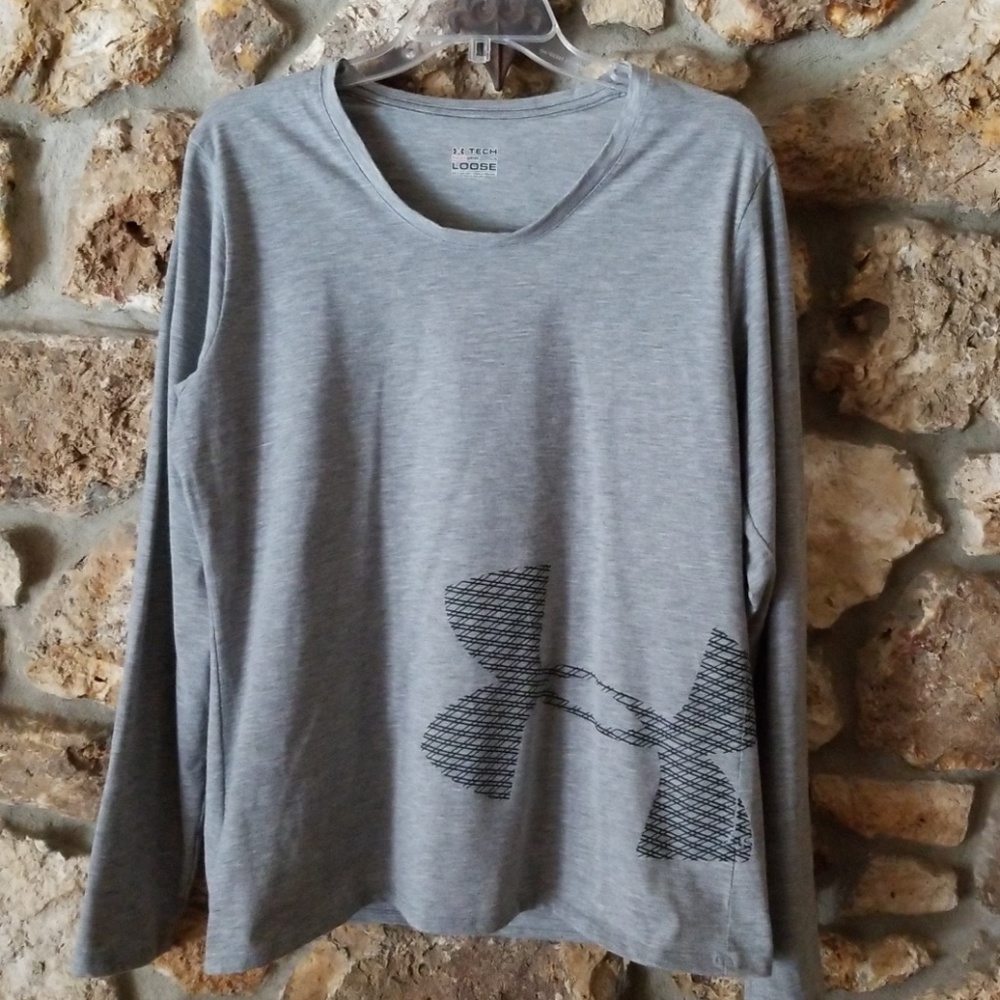EUC - Under Armour Heat Gear Tech Tee (L)